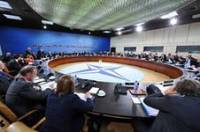 На саммите НАТО были достигнуты договоренности о западных военных советниках и поставках оружия из пяти стран /Луценко/